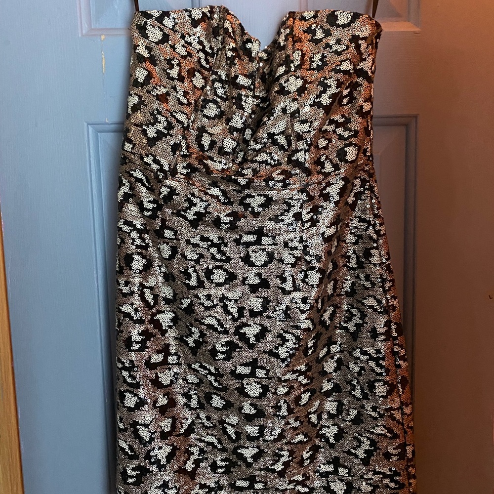 Forever 21 tight printed dress